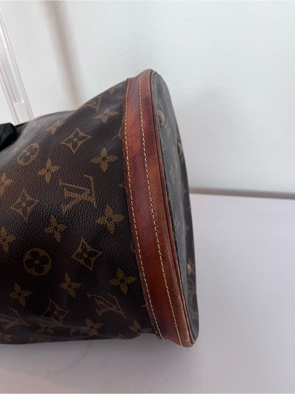 LOUIS VUITTON MONOGRAM PM BUCKET BAG - Picture 11 of 14
